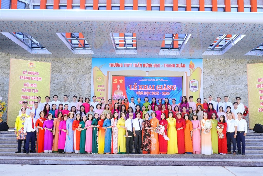 CHO MỪNG LỄ KHAI GIẢNG NĂM HỌC MỚI 2025 - 2026 CỦA TRƯỜNG THPT TRẦN HƯNG ĐẠO - THANH XUN